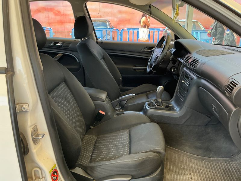Skoda Superb 1.9 TDI Collection — zdjęcie 3