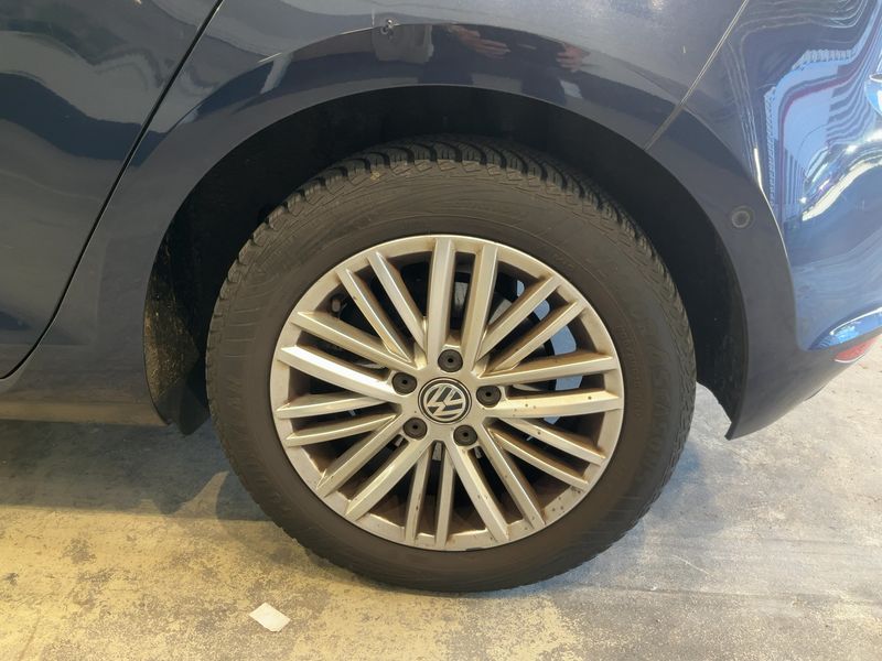 Volkswagen Golf VII 1.2 TSI Cup BlueMotion Tech 2015 – снимка 5