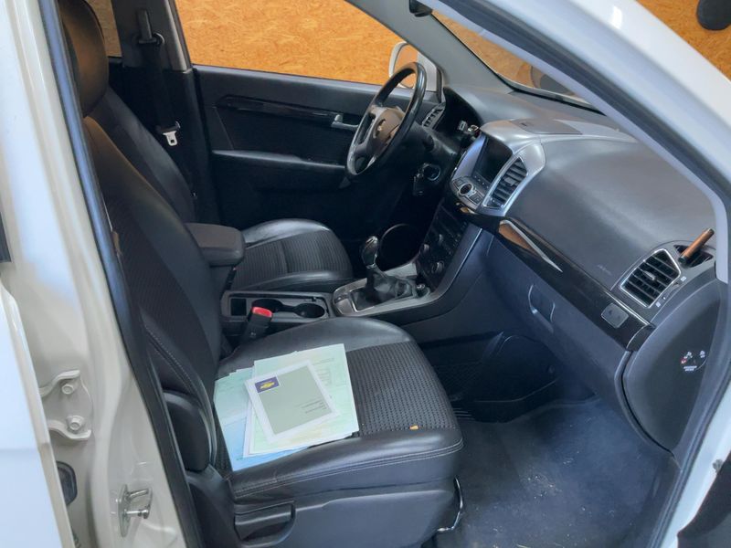 Chevrolet Captiva 2.2 Diesel D LT 2WD — zdjęcie 11