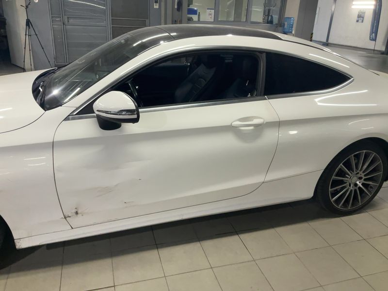 Mercedes-Benz C-Klasse C 220 d Executive — zdjęcie 4