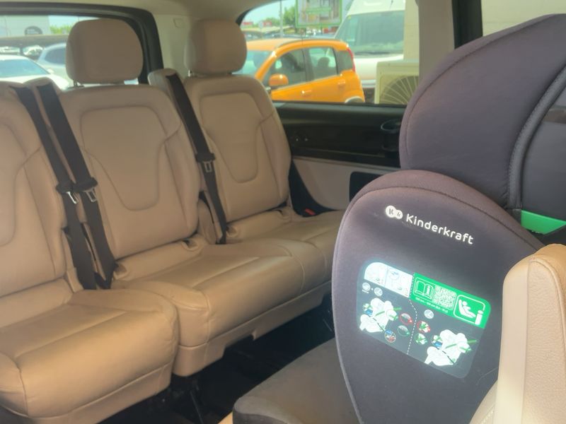 Mercedes-Benz V-Klasse V 250 d lang Avantgarde — zdjęcie 14