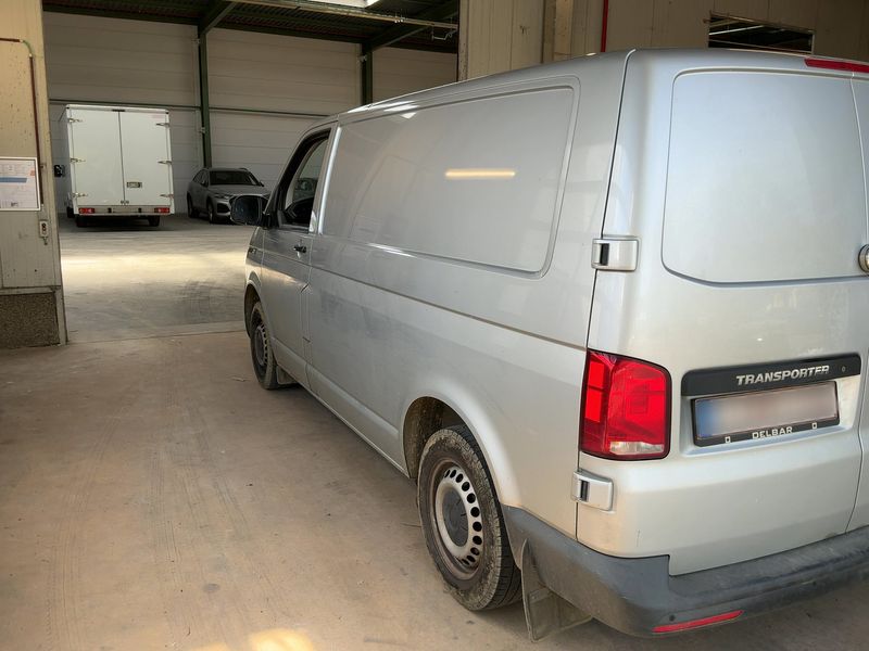Volkswagen T6 Transporter 2.0 TDI Kasten FWD — zdjęcie 3