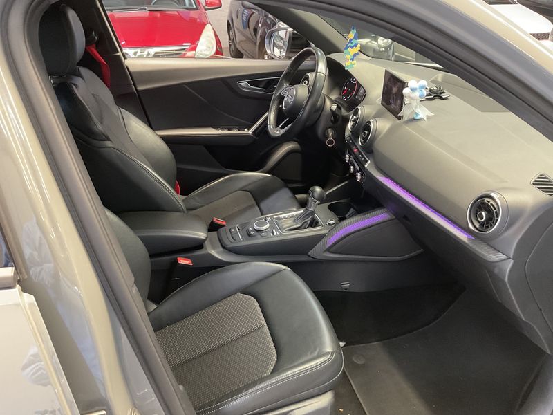 Audi Q2 1.4 TFSI ACT Sport — zdjęcie 11