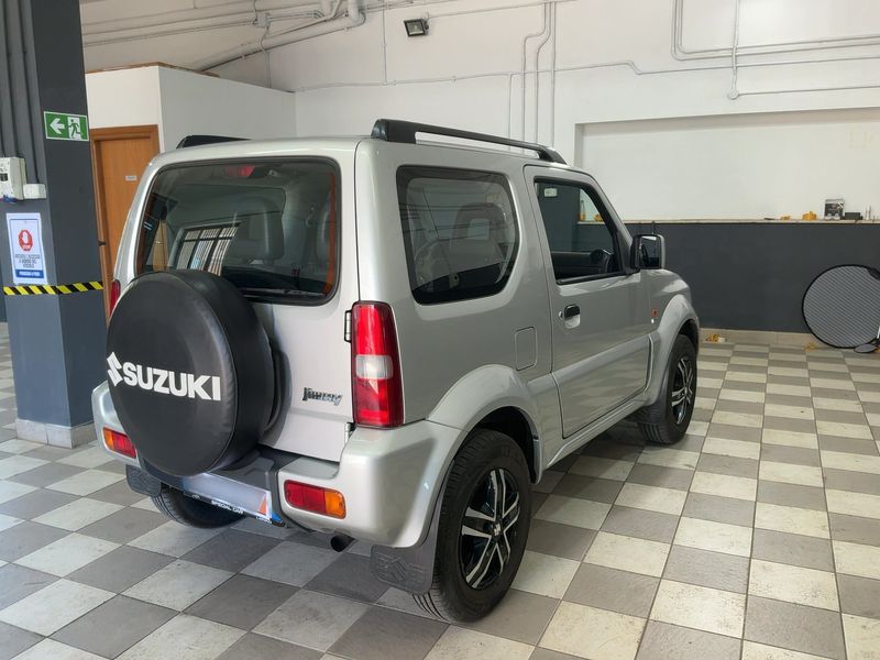 Suzuki Jimny 1.5 DDiS Club — zdjęcie 6