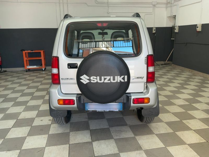 Suzuki Jimny 1.5 DDiS Club — zdjęcie 5