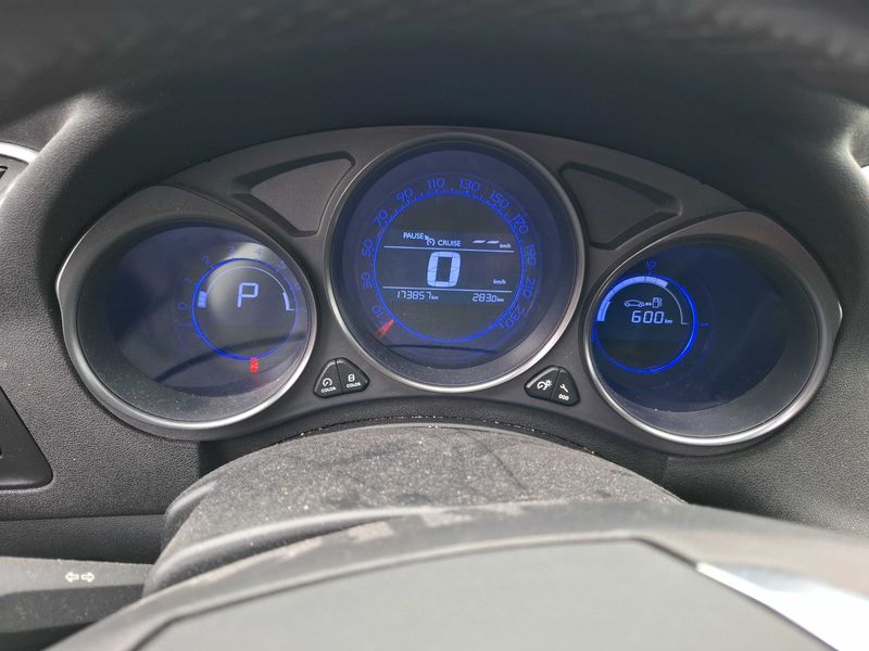Citroen C4 1.2 e-THP Shine — zdjęcie 12