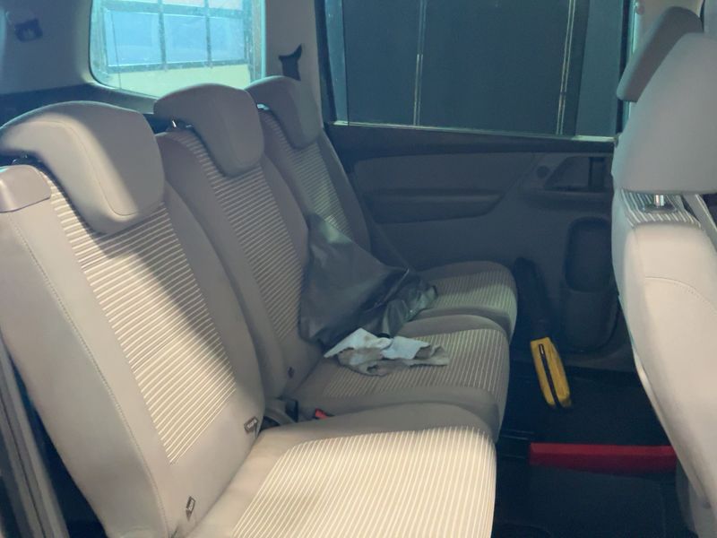 Seat Alhambra 2.0 TDI Style — zdjęcie 14
