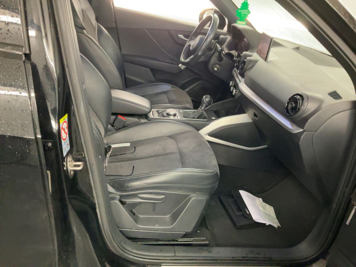 Audi Q2 2019 — photo 17