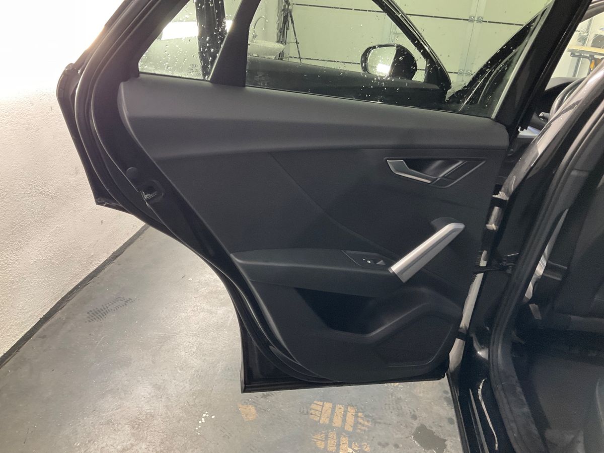 Audi Q2 2019 — photo 35
