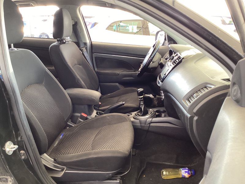 Mitsubishi ASX 1.6 DI-D Kaiteki 2WD — zdjęcie 11