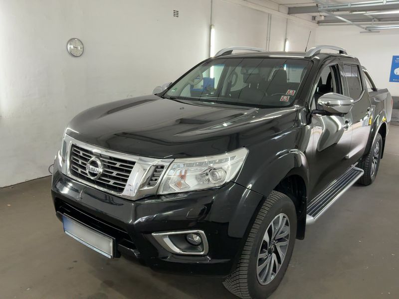 Nissan NP300 Pick-up 2.3 dCi Tekna Double Cab 4x4