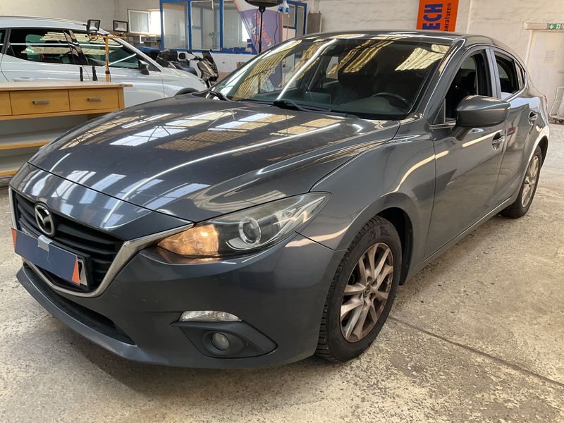 Mazda 3 2.2 Turbodiesel Center-Line