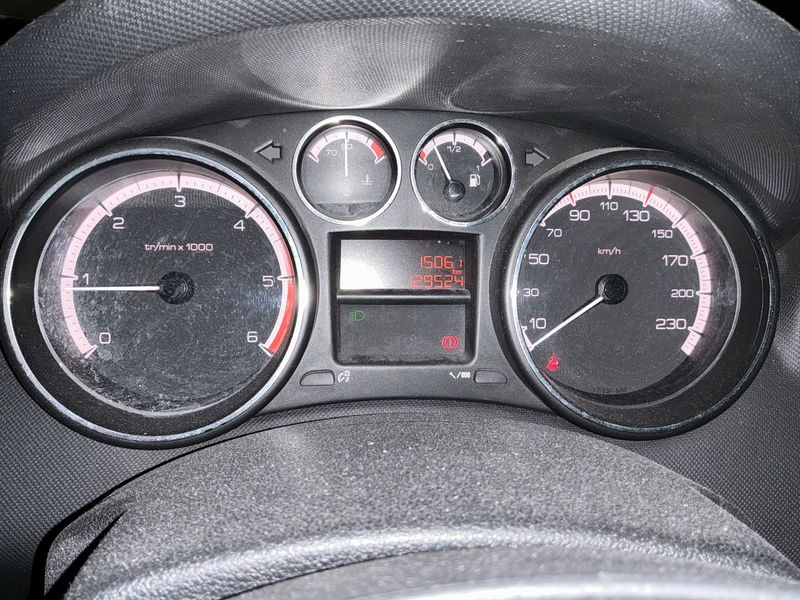 Peugeot 308 1.6 HDi Sport 2010 – снимка 18