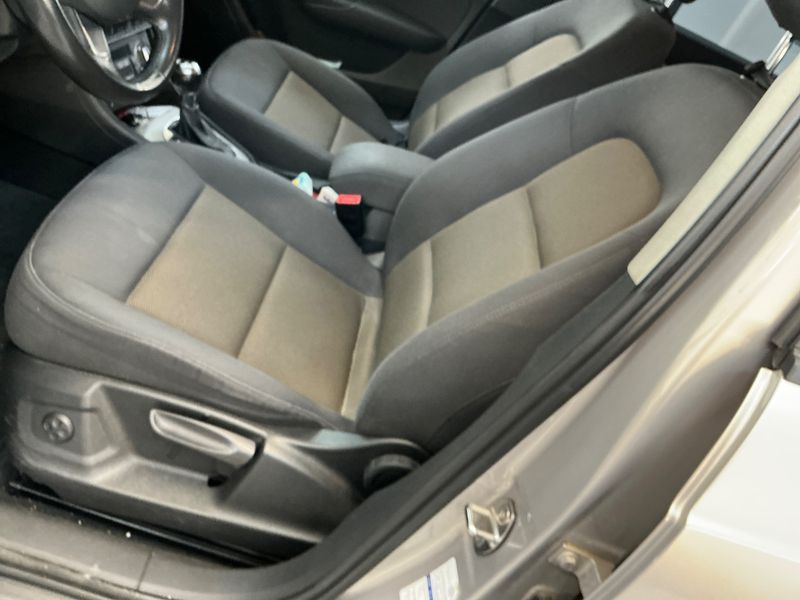 Audi Q3 2.0 TFSI quattro 2013 – снимка 27