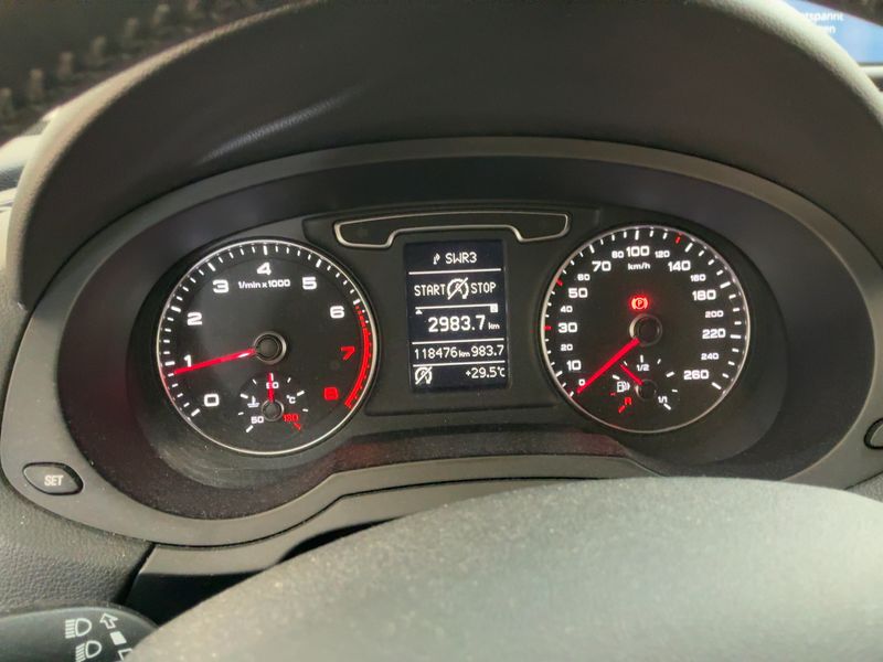 Audi Q3 2.0 TFSI quattro — zdjęcie 13