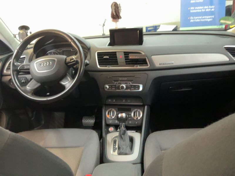 Audi Q3 2.0 TFSI quattro — zdjęcie 12