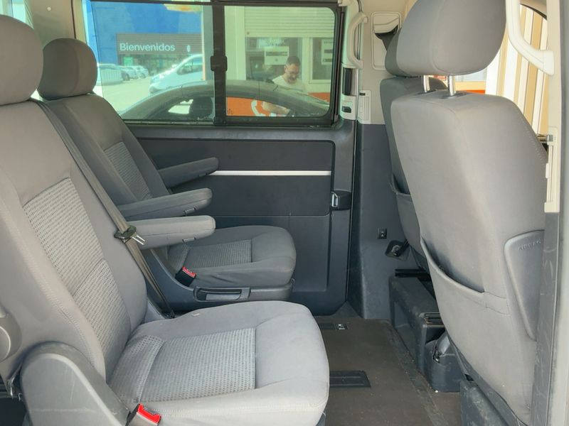 Volkswagen T5 Multivan 2.5 TDI Comfortline — zdjęcie 14