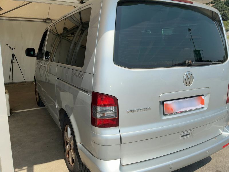 Volkswagen T5 Multivan 2.5 TDI Comfortline — zdjęcie 3