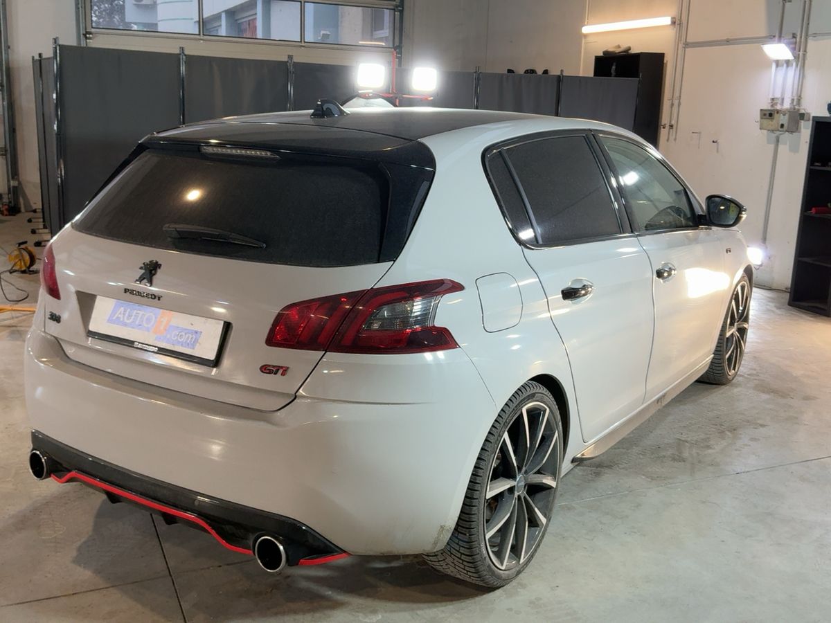 Peugeot 308 2018 — photo 9
