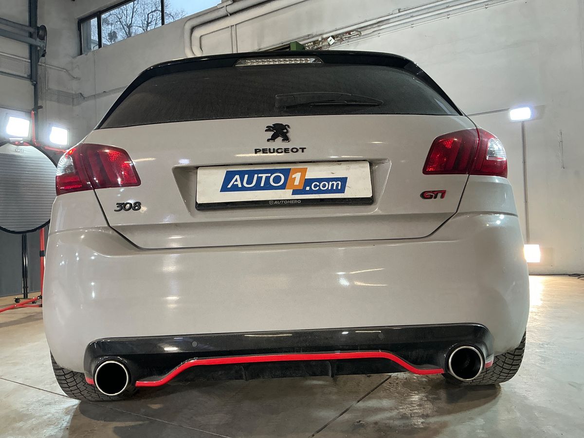 Peugeot 308 2018 — photo 27