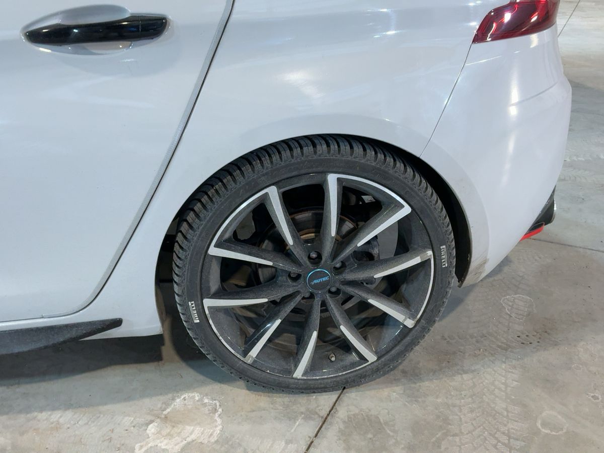 Peugeot 308 2018 — photo 6