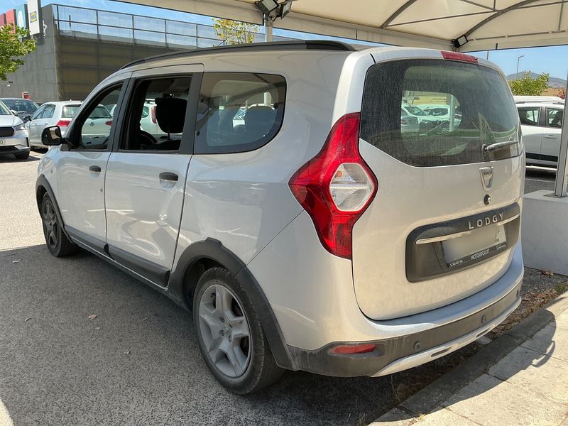 Dacia Lodgy 1.5 dCi Diesel Stepway Celebration — zdjęcie 3