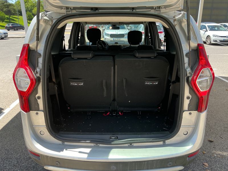Dacia Lodgy 1.5 dCi Diesel Stepway Celebration — zdjęcie 10