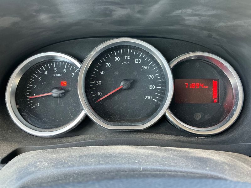 Dacia Lodgy 1.5 dCi Diesel Stepway Celebration — zdjęcie 13