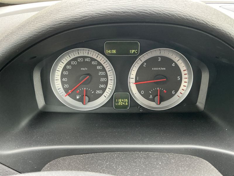 Volvo C70 2.0 D4 Kinetic — zdjęcie 13