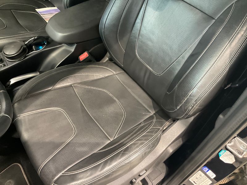 Ford Kuga 1.5 EcoBoost Individual 2015 – снимка 23