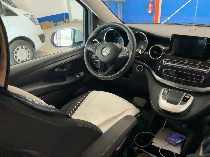 Mercedes-Benz V-Klasse V 220 d RISE kompakt — zdjęcie 11