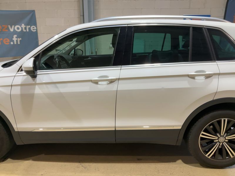 Volkswagen Tiguan 2.0 TDI Carat Edition BlueMotion Tech — zdjęcie 4