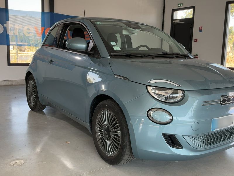 Fiat 500e electric drive 70 kW Action Plus — zdjęcie 8