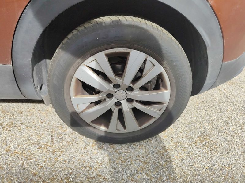 Peugeot 3008 1.6 Blue-HDi Business — zdjęcie 19