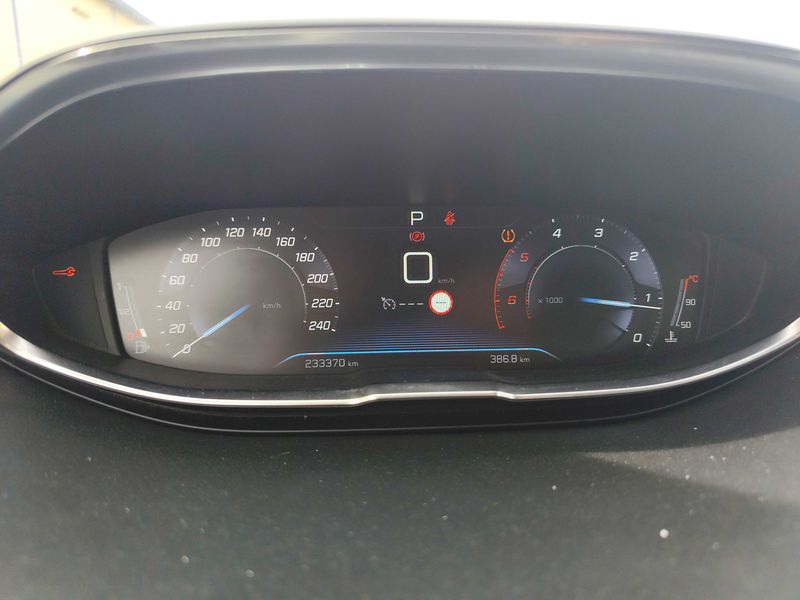 Peugeot 3008 1.6 Blue-HDi Business — zdjęcie 12