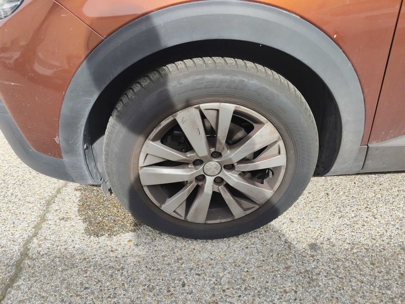 Peugeot 3008 1.6 Blue-HDi Business — zdjęcie 20