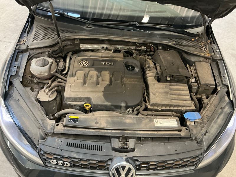Volkswagen Golf VII 2.0 TDI GTD BlueMotion Tech — zdjęcie 13