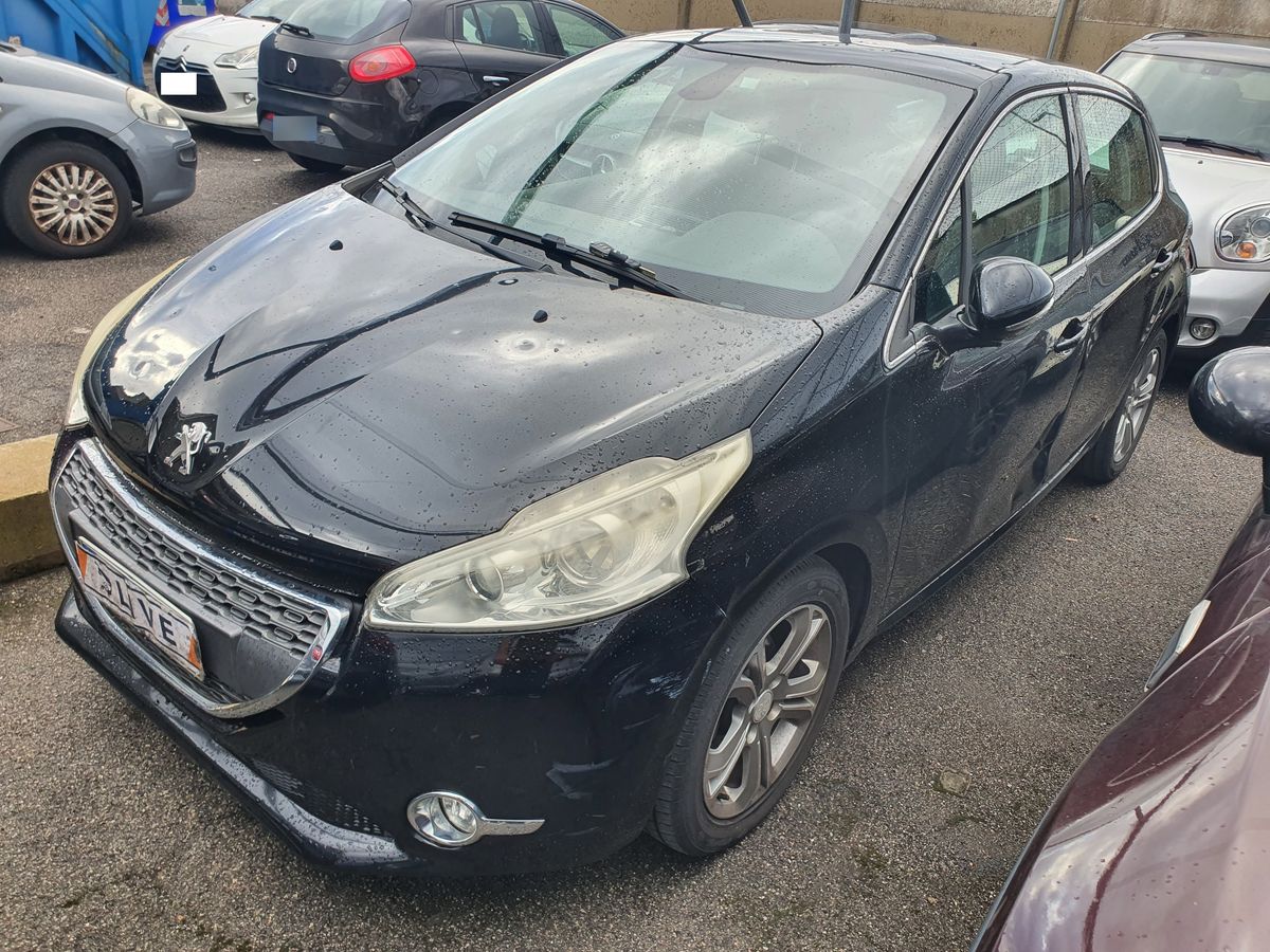 Peugeot 208 1.2 VTi Allure