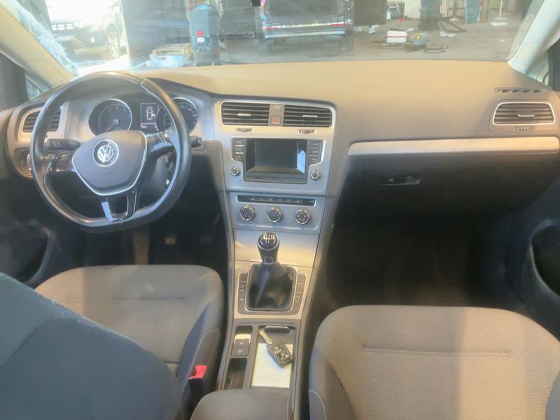 Volkswagen Golf VII 1.2 TSI Comfortline BlueMotion Tech 2014 – снимка 17