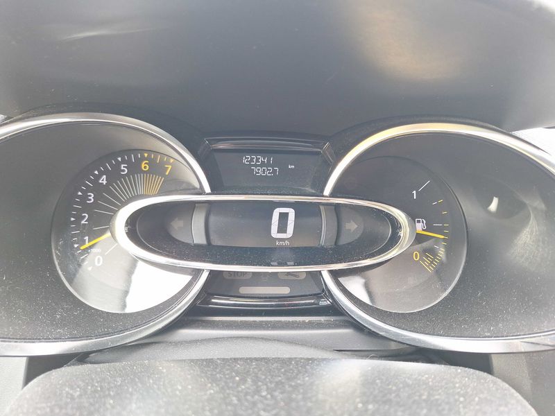 Renault Clio 1.2 Dynamique — zdjęcie 12