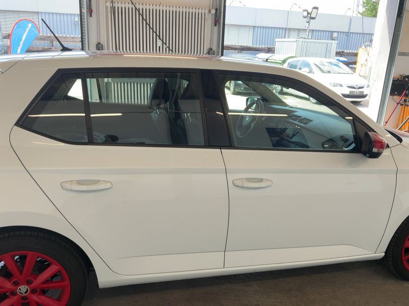 Skoda Fabia 1.4 TDI Red & Grey 2016 – снимка 10