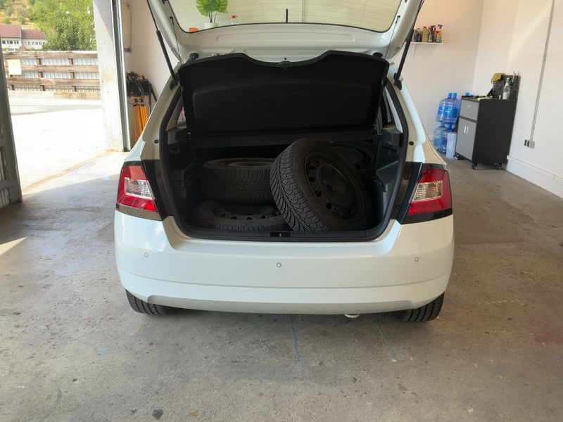 Skoda Fabia 1.4 TDI Red & Grey 2016 – снимка 16