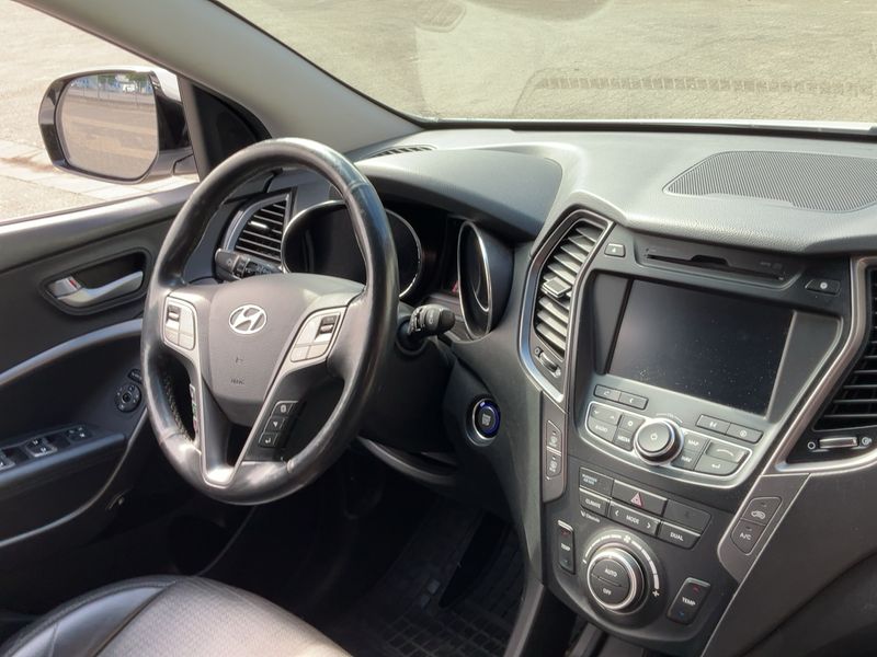 Hyundai Santa Fe 2.2 CRDi Premium 4WD — zdjęcie 12