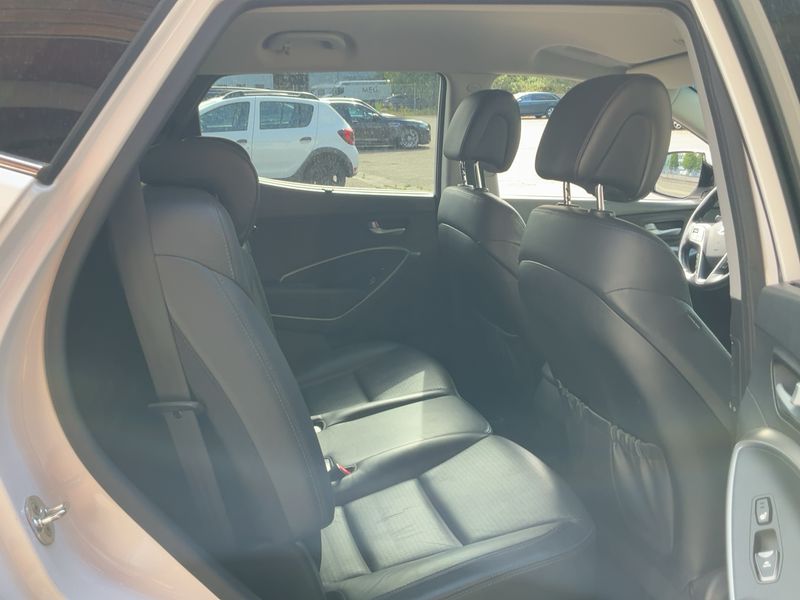Hyundai Santa Fe 2.2 CRDi Premium 4WD — zdjęcie 14
