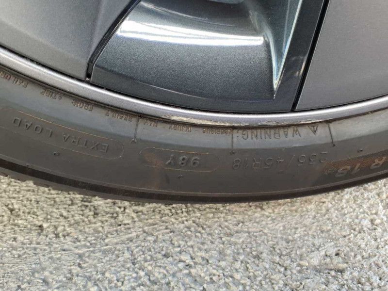 Tesla Model 3 Long Range