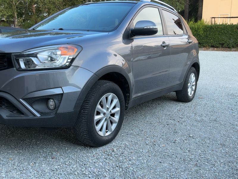 Ssangyong Korando 2.0 LPG Plus 4x4 — zdjęcie 2