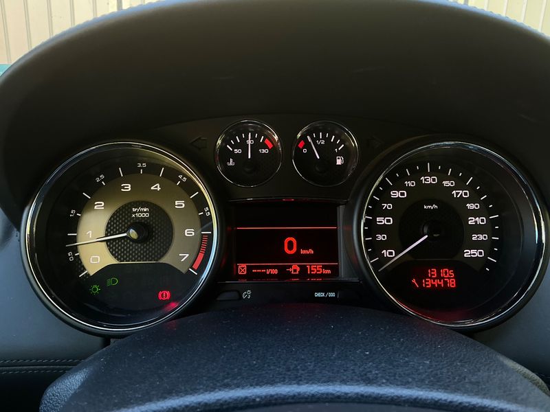 Peugeot RCZ 1.6 THP Basis — zdjęcie 13