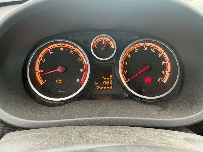 Opel Corsa 1.2 Energy — zdjęcie 4