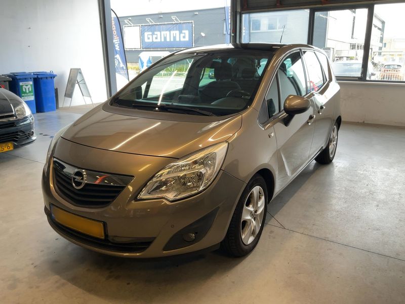 Opel Meriva 1.4 Turbo Design Edition 2011 – снимка 1