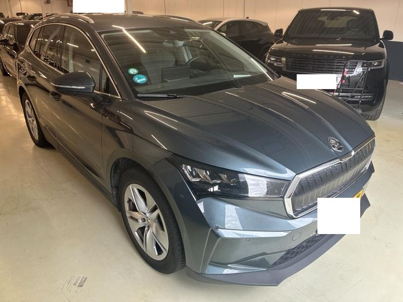 Skoda Enyaq iV 80 Loft — zdjęcie 4
